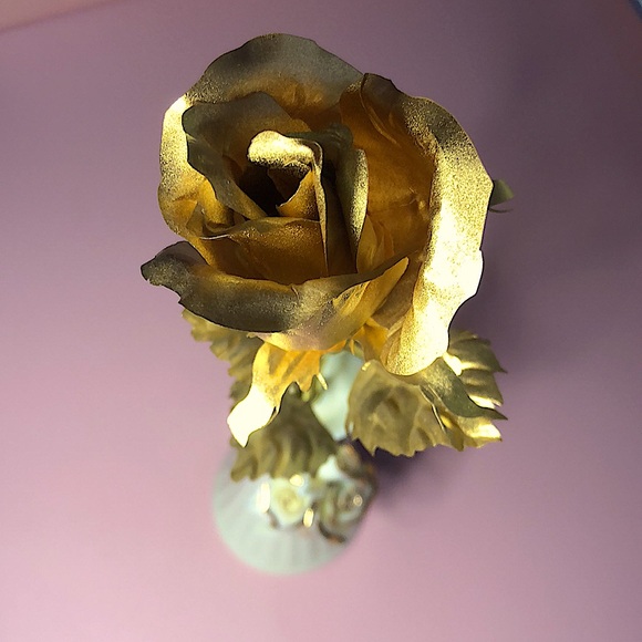 Certified 24k Gold Rose with Vase - Picture 2 of 9